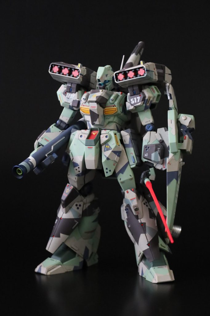 本体緑：成型色白灰：シルバーグレー（ファレホ）紺灰：ソンブルグレー（ファレホ）増加装甲茶：成型色白灰：シルバーグレー（ファレホ）緑：ペールブルー（ファレホ）