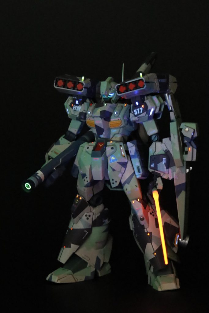 MG スタークジェガン スプリッター迷彩 筆塗り–3枚目/制作者：Miiya