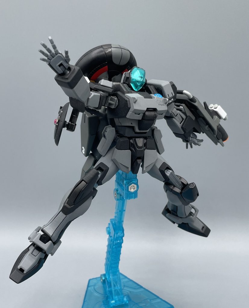 さぁ、貴方達の全てを魅せて下さい! ジム・コマンド ファントム、Cファンネルを射出!!
