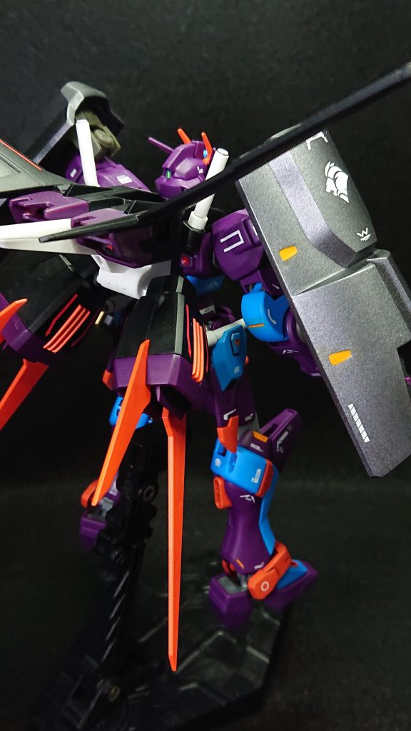 使用した塗料タミヤカラースプレー・オレンジ・ゴールド・ライトブルー・ラベンダー・ガンメタル