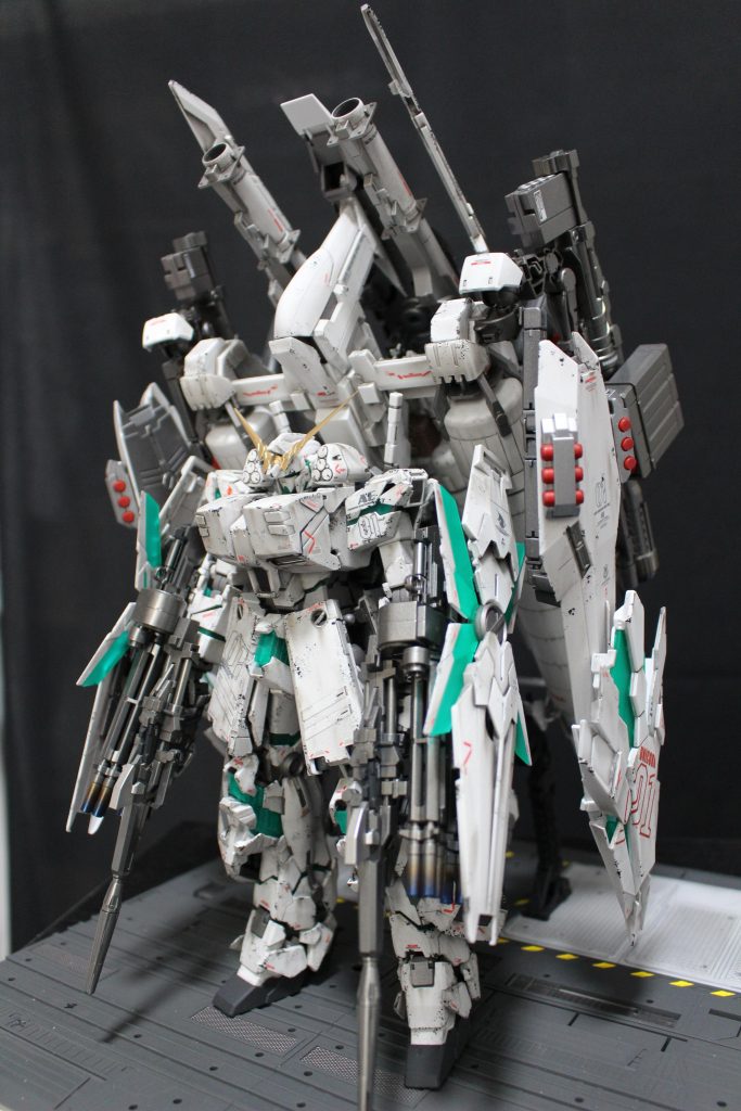 武装もりすぎて