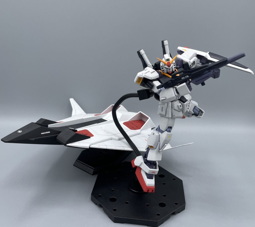 以上、HGUCフライングアーマー＋ガンダムMk-Ⅱでした。　発売時期も古く、なかなか再販もかからない印象のあるキットですが、リバイヴ版Mk-Ⅱにはない魅力を秘めたキットでもあるので、今後も再販を続けてもらいたいです。これだけのボリュームを誇りながらも、価格は税込み2,200円です。いま出したなら、余裕で５千円は超えていきそうですよね。　最後までご覧いただき、ありがとうございました！(*^-^*)