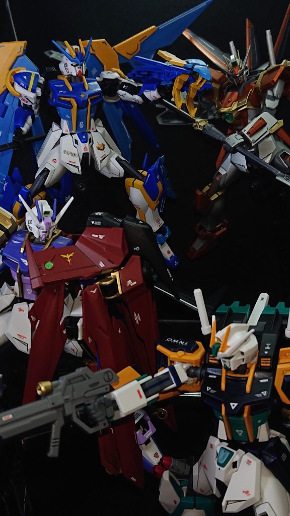 今回はNo.20~No.23までのストライクを紹介させていただきましたこの4機の中で1番気に入っている機体はドラゴンストライクですかねwストックしていたパーツを惜しみなく使った拘りの強い機体になっています!もう一度作るならドラゴンに可変できるようにしてみたいですねwそして、この頃から少しずつコメントを頂けるようになってきた時期でもあります皆様のコメントにいつも励まされていますwお陰様で新しい気付きや改造案などをたくさんいただくことで、ストライクを作り続けることができました!ありがとうございます!