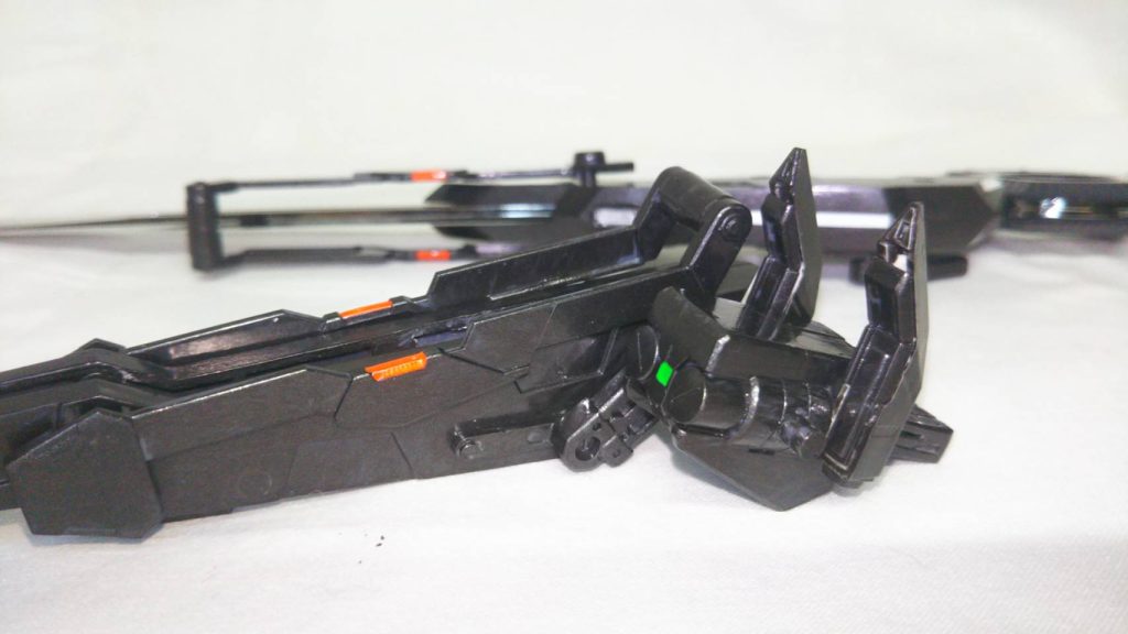 無理やり名付けるとしたら、グランドスラムストライカーかな？するとグランドスラムストライクガンダム…長いなぁｗソードはあるから、ブレードストライカーとか。ブレードストライクガンダム…もしくはツインブレードストライクガンダムかなｗでも本体のストライクガンダムの作業が完了していないので、今回はあくまでもバックパックのご紹介という事で…(^^;)