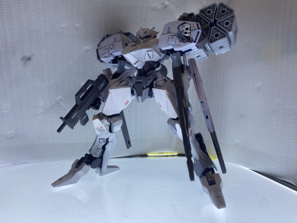 「見せてみろ、リンクス戦争の英雄の力を..」