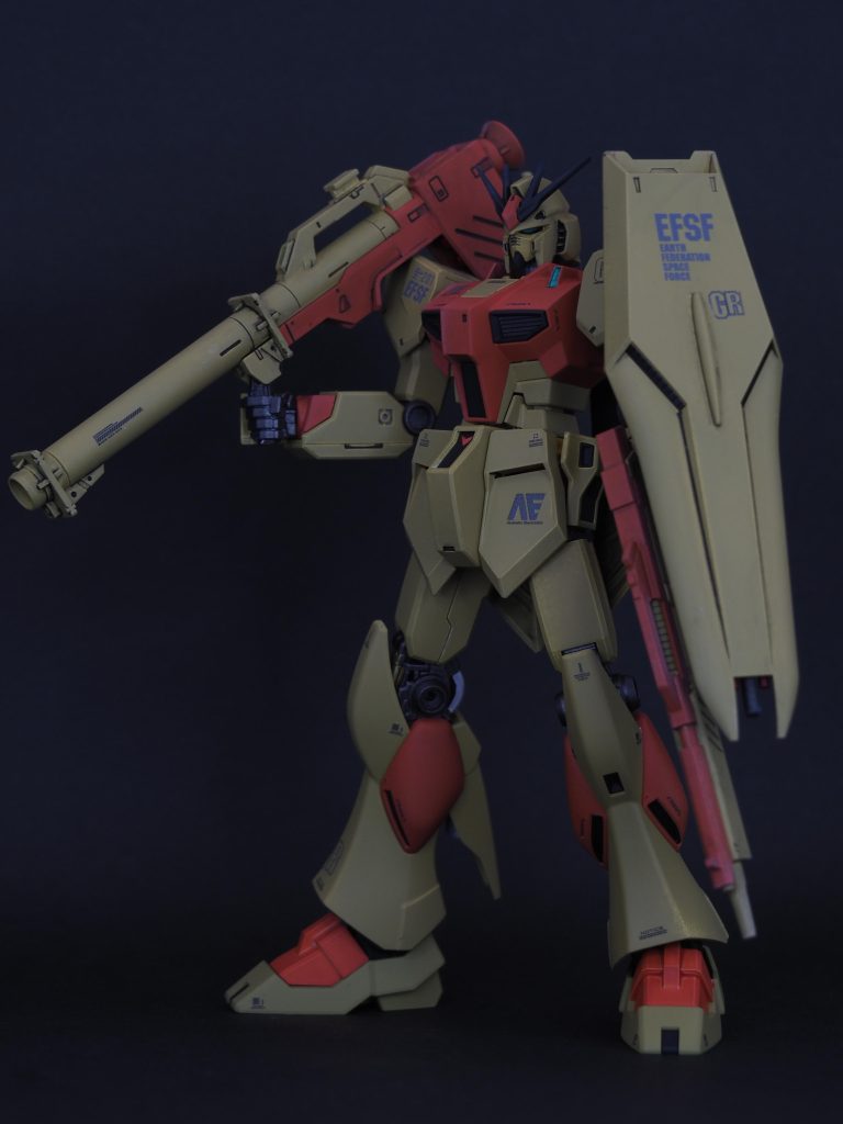 イメージ的にゼネラルレビルにニュータイプはいない気がするのでフィンファンネルは無しでバズーカがメインウェポン。