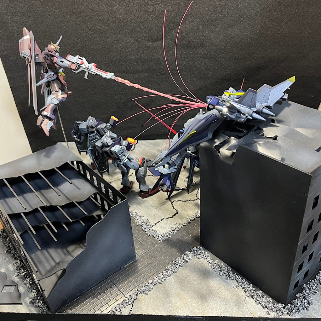 後から見た感じです、ビルや歩道は自作しています。