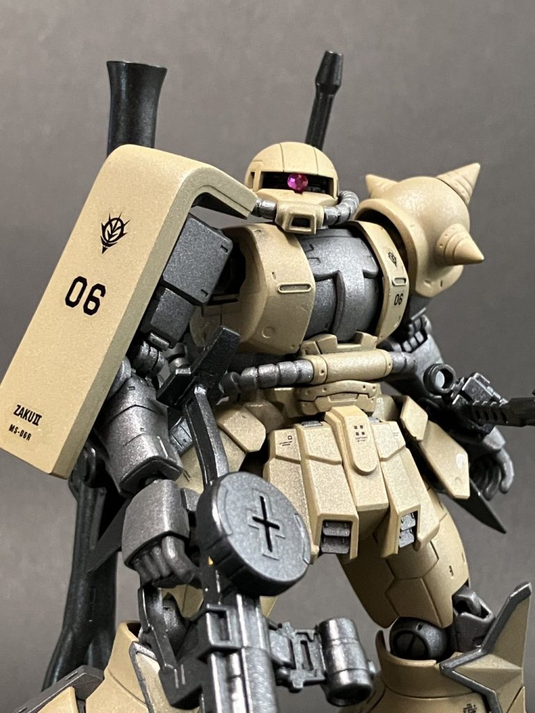 ザクⅡ（砂漠戦部隊）–5枚目/制作者：PIYOSUKE