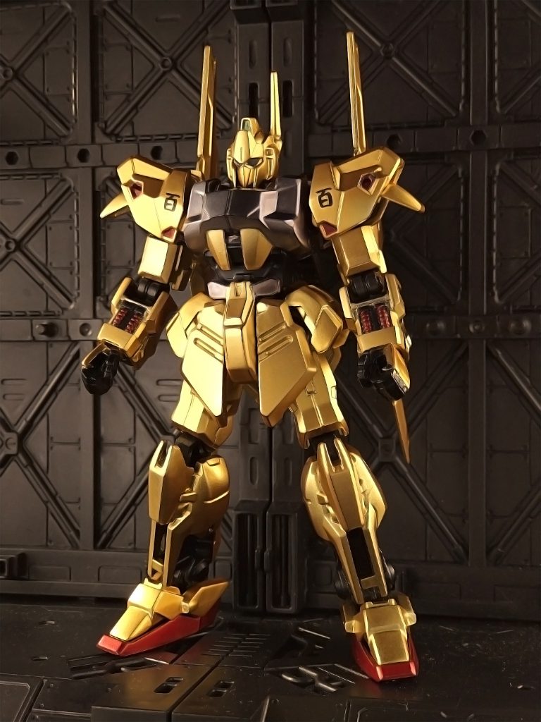 余談ですが、「百」マークが100個ぐらい描かれている水転写デカールがほしいです…。