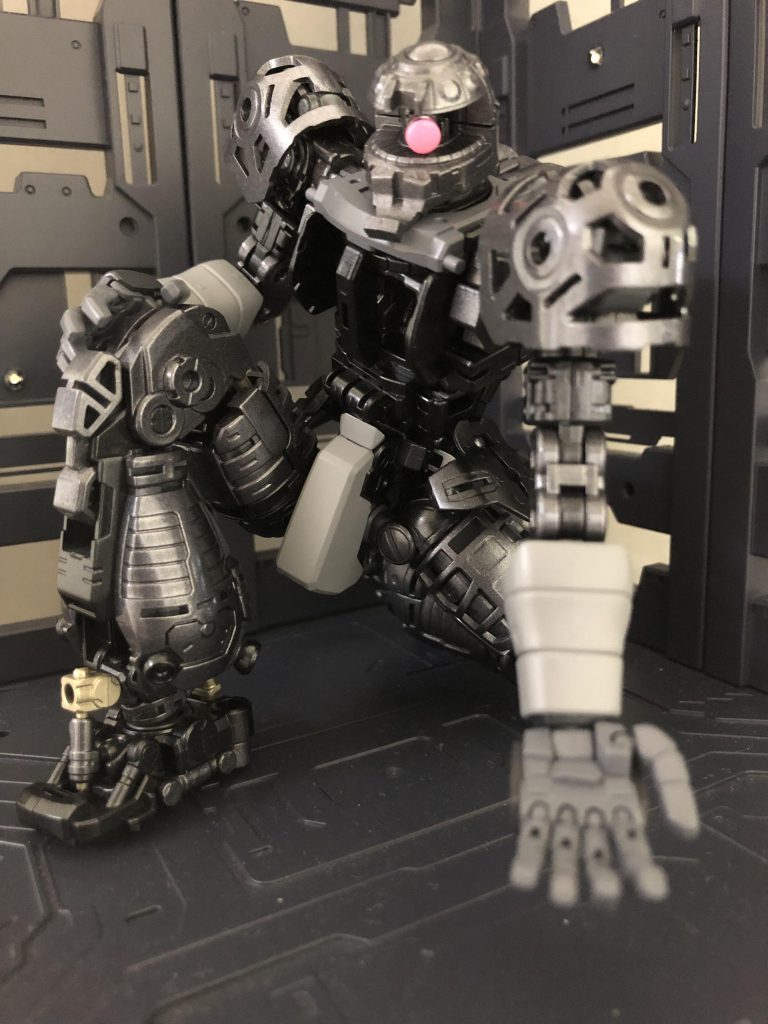 内部フレーム　ザクポーズ！