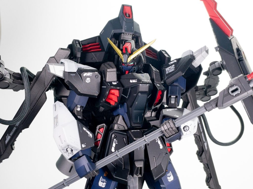 カラーレシピブラック    ウイノーブラックブルー    ティターンズブルー2レッド   紅色(日本海軍機用)イエロー    ガイア スターブライトプラスホワイト   ガイア ニュートラルグレー1間接部等   サフガンメタ+グラファイトブラックシルバー  サフシルバーデカールはGMデカールを主に使用し、一部に付属のリアルスティックデカールを使用しました。