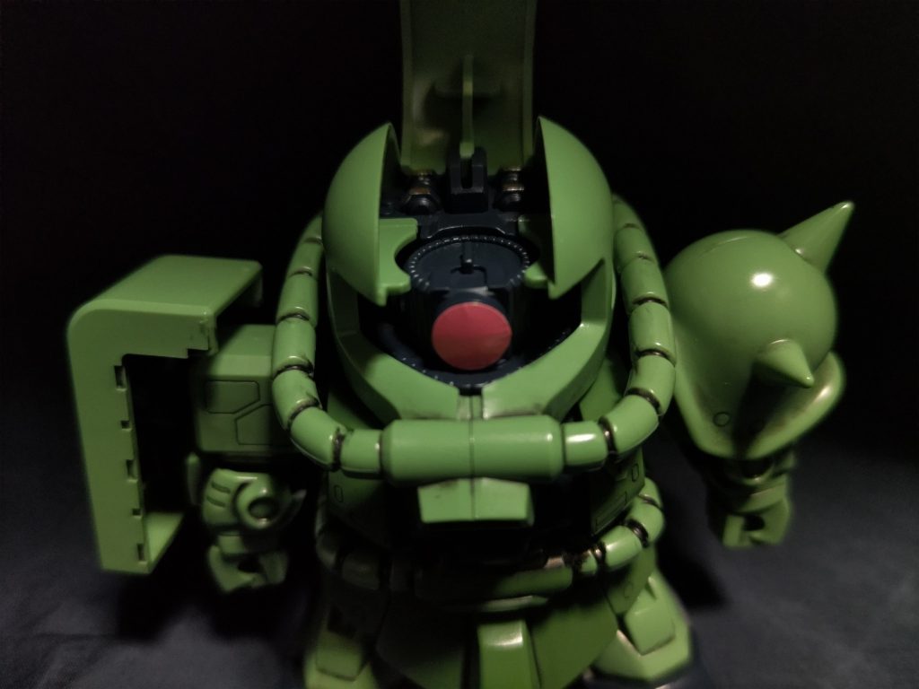 頭部メンテナンスハッチを開けたところ。制作工程はありません。以上です、お目汚し失礼しました。