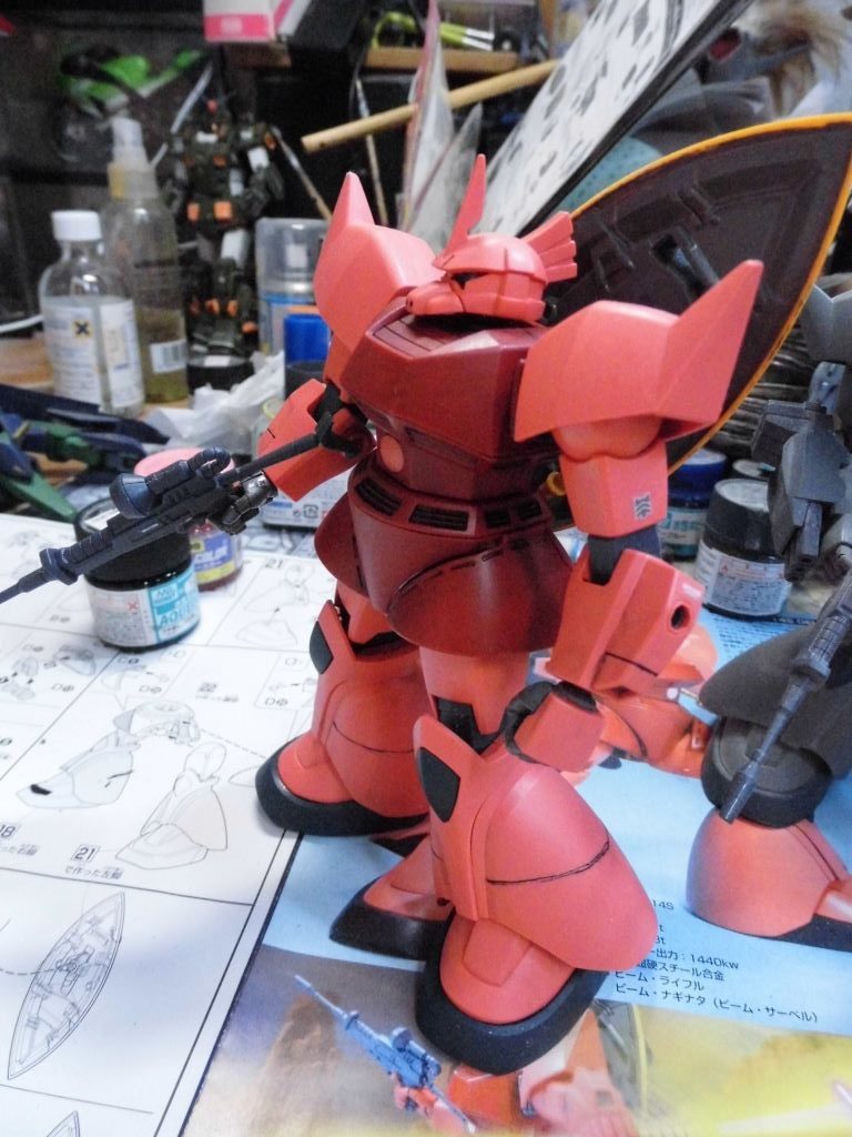 HGシャア専用ゲルググ–2枚目/制作者：福田政幸