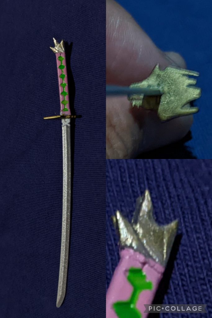 対艦刀「 リリーレオン」レッドフレームのガーベラストレートの鍔を獅子の頭をイメージしたものに、頭は百合の花をイメージし、獅子が百合の花を咥えてるカガリのパーソナルエンブレムを模してます。ショボいのは技術とセンス不足です(笑)