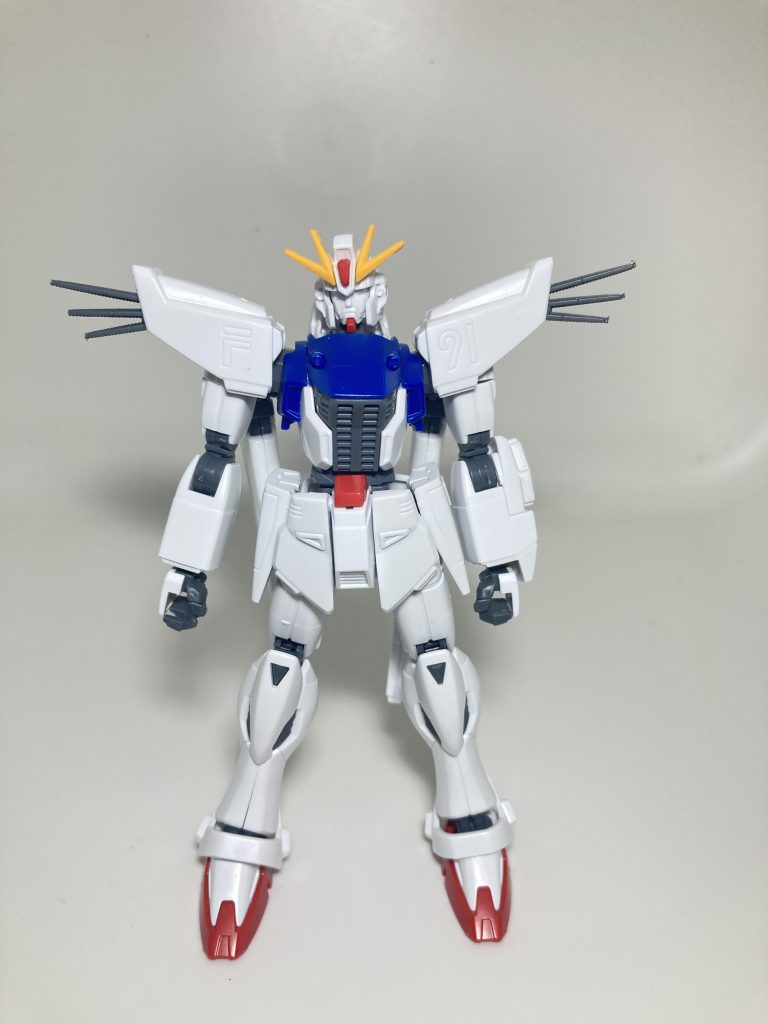 素組パーツ小さく、数も少ないので貧相にみえる