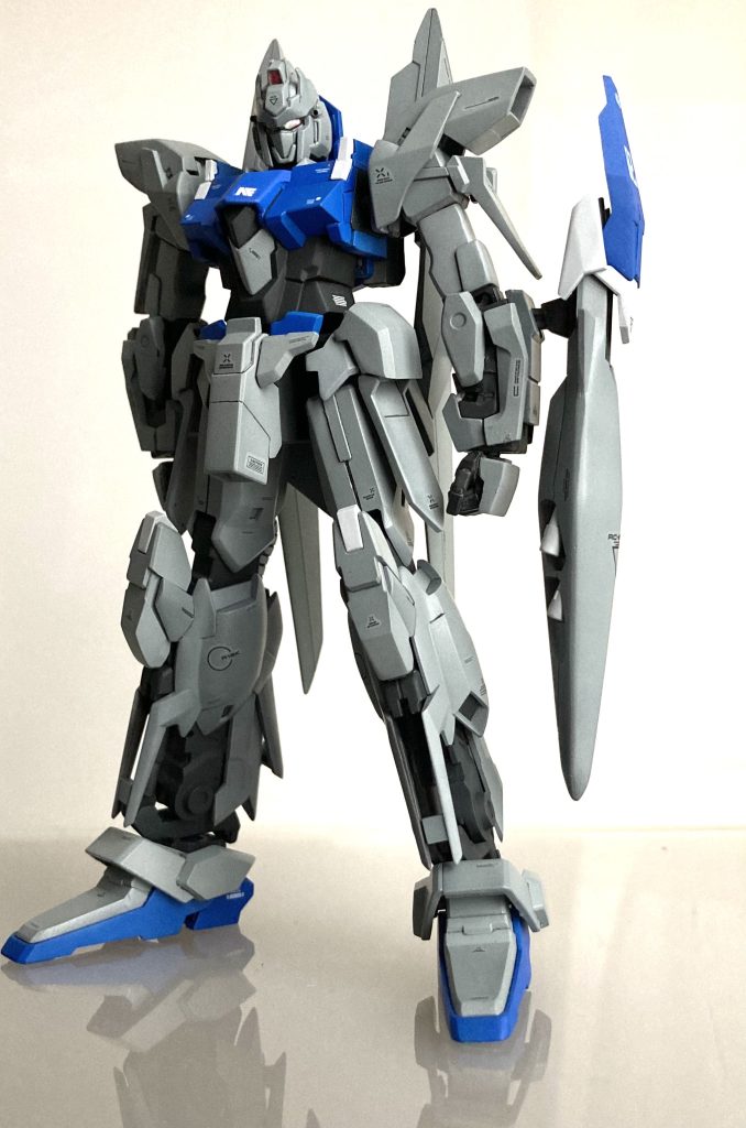 もういっちょ正面。サブユニットを添えて。