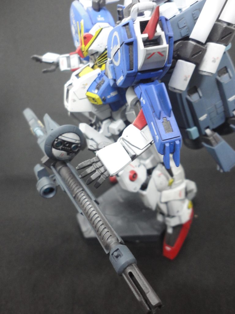 Hアイズとラピーテープでスコープはキラッとします。