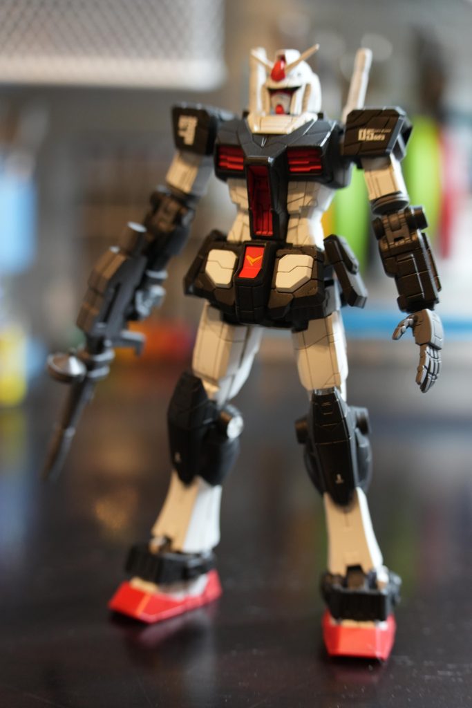 中身のガンダムです。