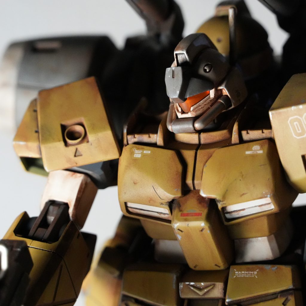 このずんぐりむっくり感がたまらなくいい!!陸戦仕様ということで全体的にフィルタリングをかけ、ドライブラシ等でウェザリング仕上げといたしました。ウェザリングって楽しいですよね!塗装の剥げ表現を作るのが私は好きです!皆様はどういった仕上げがお好みですか?ぜひコメント欄で教えていただけると幸いです。