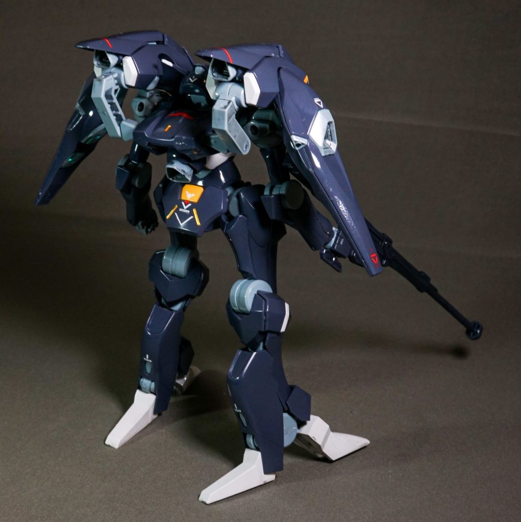 FP/A-77 ガンダムファラクト–3枚目/制作者：しるばにあ