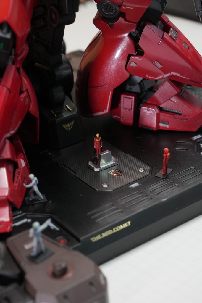 *In addition, I painted the 1/144 Char Aznable, plus a few more figures as well!