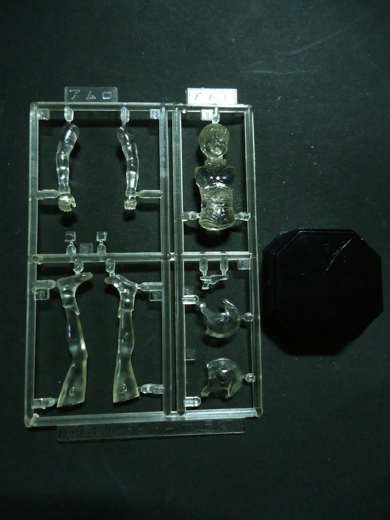 キットのパーツ内容はこんな感じデス。