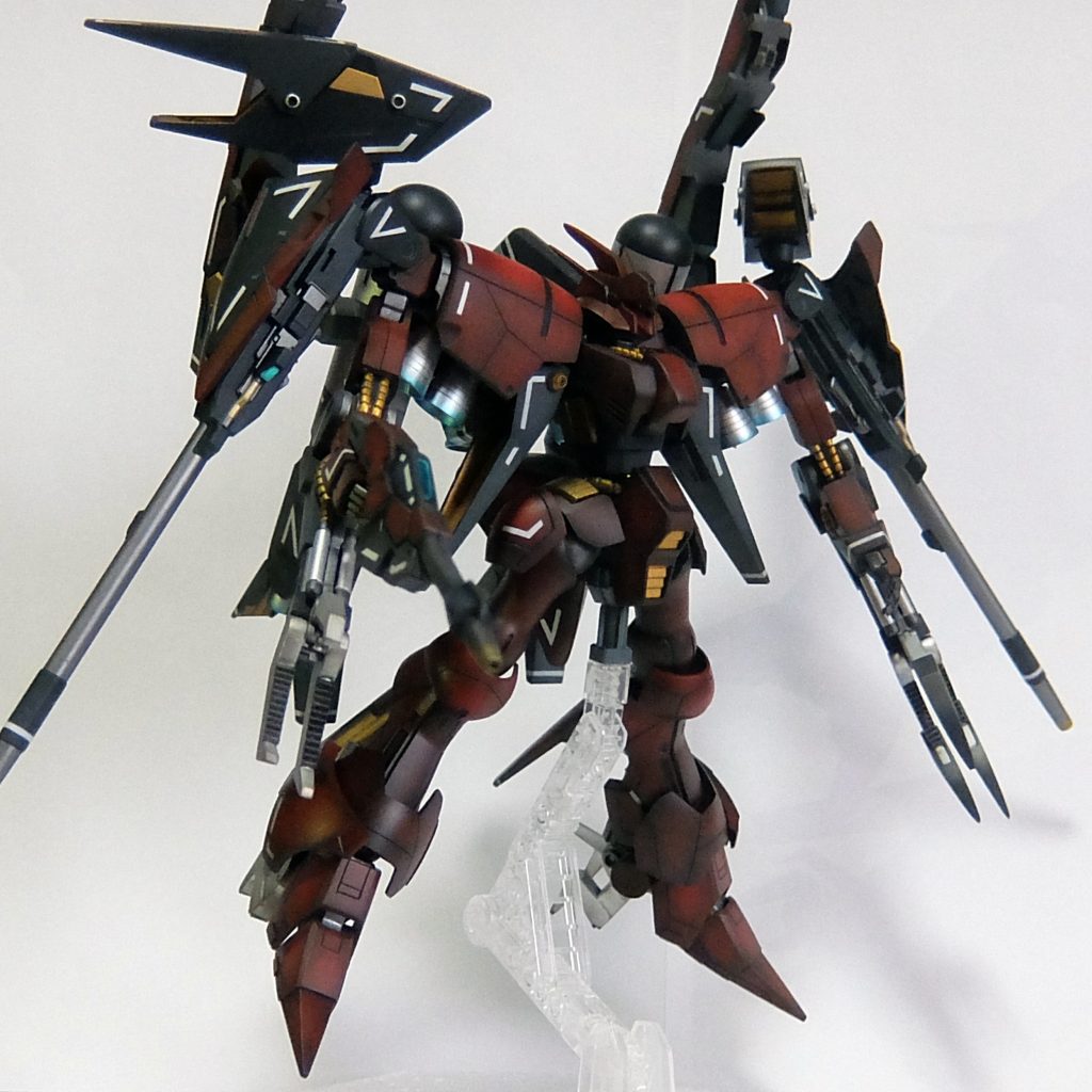 素組状態だと、なんかドテッっとしてるように感じますね~。上から胸ゴツい・腰ゴツい・足ゴツい、手だけが細い、だから何かメリハリがなく全体としてズングリして見えます。ウエスト作るだけでもイメージ変わるかな?という訳で、ウエスト新設5mmと、足首延長3mm、足の甲延長2mm、首延長2mmしてスマートな体型にしました。