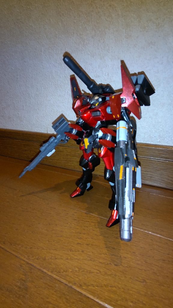 6っぽいライフルは、ブキヤのフリースタイルガンとそこら辺に余ってたストライクとインパルスのライフルを混ぜたやつに余ってたシナンジュのスコープを乗せました。