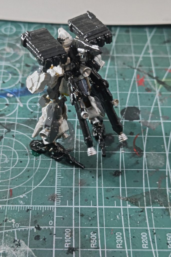 ジェガン–2枚目/制作者：@kurosukenoheya