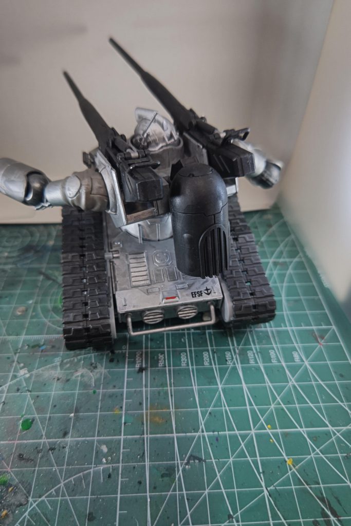 ガンタンク–2枚目/制作者：@kurosukenoheya