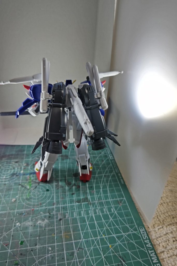 Ex-Sガンダム–2枚目/制作者：@kurosukenoheya