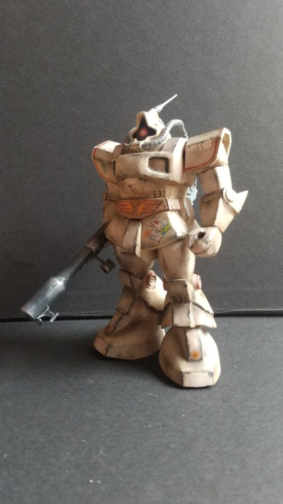 あといわゆるガワラ立ちをしたかったので足の付根と足首にポリキャップを仕込みました