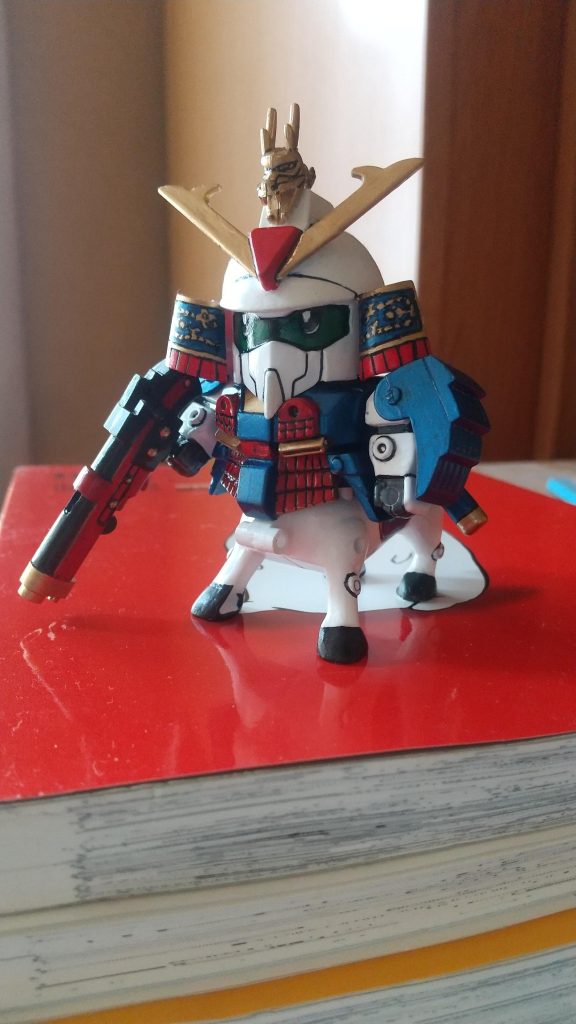 人馬一体モード銃のギミックも折れてるので、BB弾は発射できず まあこれは自分で折ったんですけど…古いキットはもろいから気を付けねばあかんですね