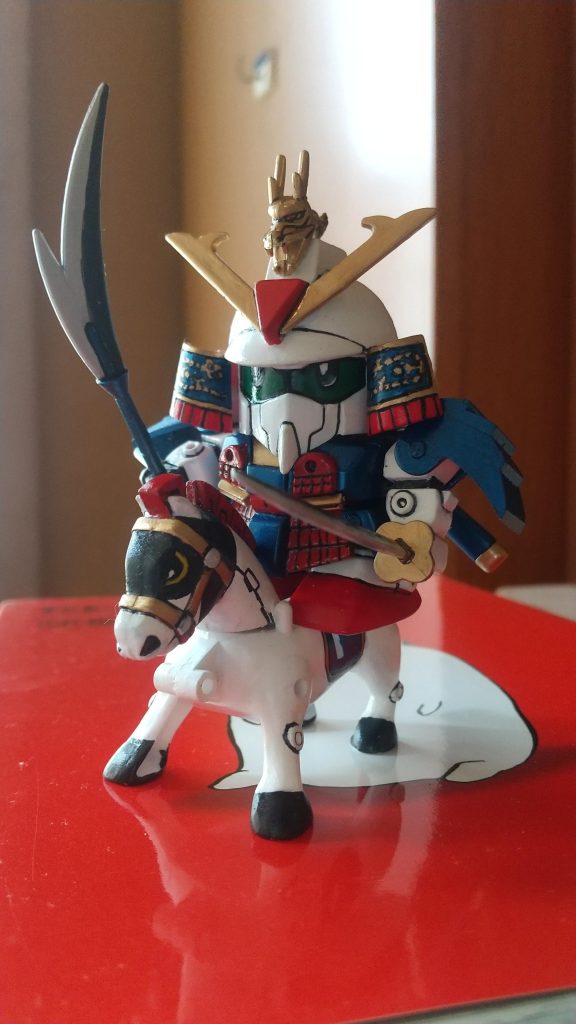 騎乗ちなみに兜の角も折れてました。