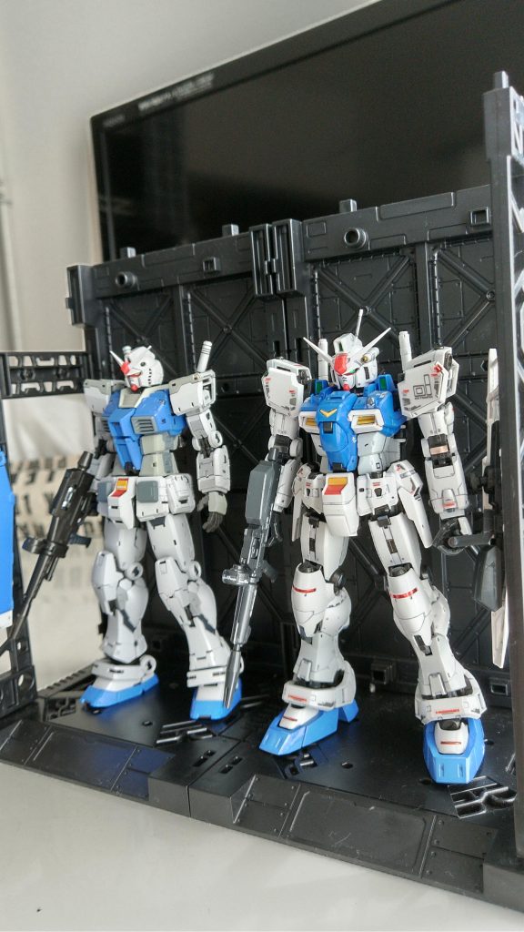 装甲のバランス取りと新型アポジモーターなどデータの更新など、多岐にわたる。「これはG-3?」「いや、G-3のデータから起こしたレプリカかな?」「ニナさんにバレるぞ(笑)」「バレてるよ(笑)以前の機体より太ってるそうだ(笑)」てな感じ(笑)