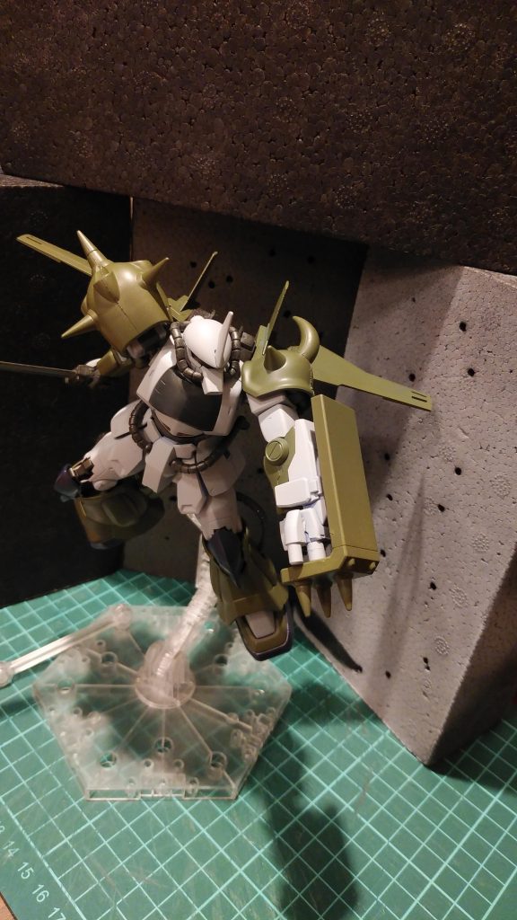 今回の通信では、ガンダム試作1号機で使われるコアファイターの情報である。 コアファイターの変形、合体システム。そして合体時はMS状態のバックパックとなるというものであった。