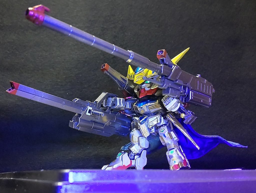 フルバースト!!!!オプションパーツセットフル装備です。騎士にはマントが必要と思い、青ハンカチに針金を仕込んで自在になびくようにしました。