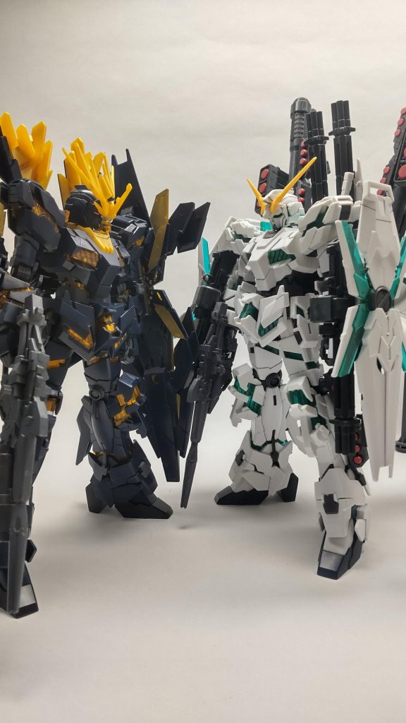 フルコーンと色違うだけでだいぶ印象違うんだなって