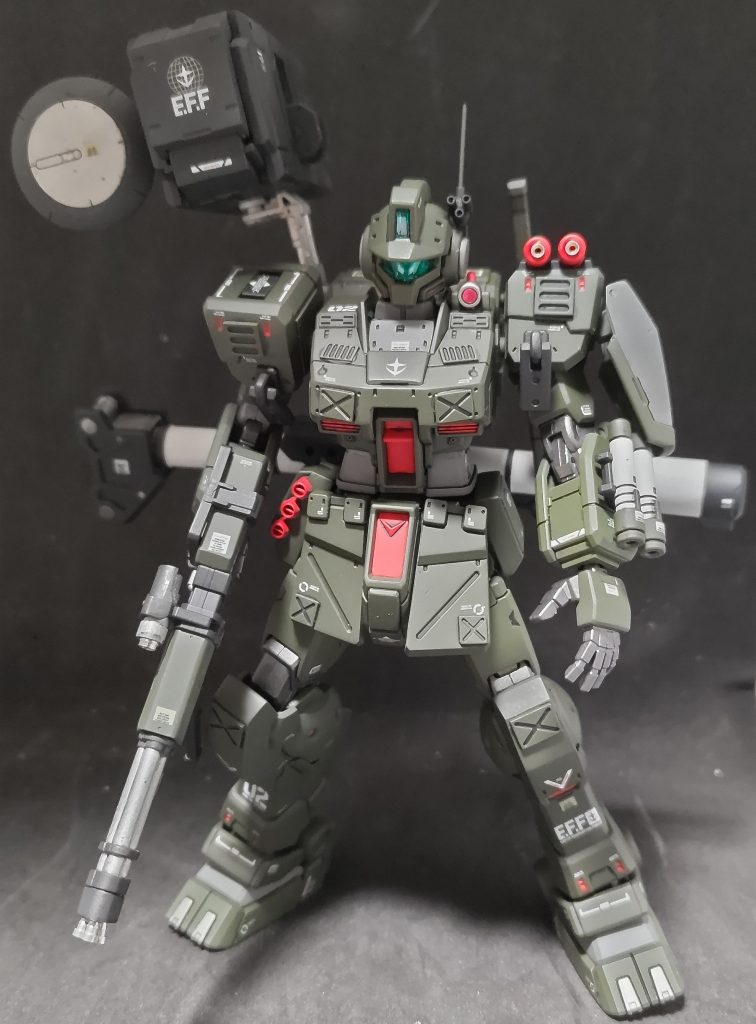 追加武装:ミサイルポッドとバズーカを装備角モールドで装甲を追加