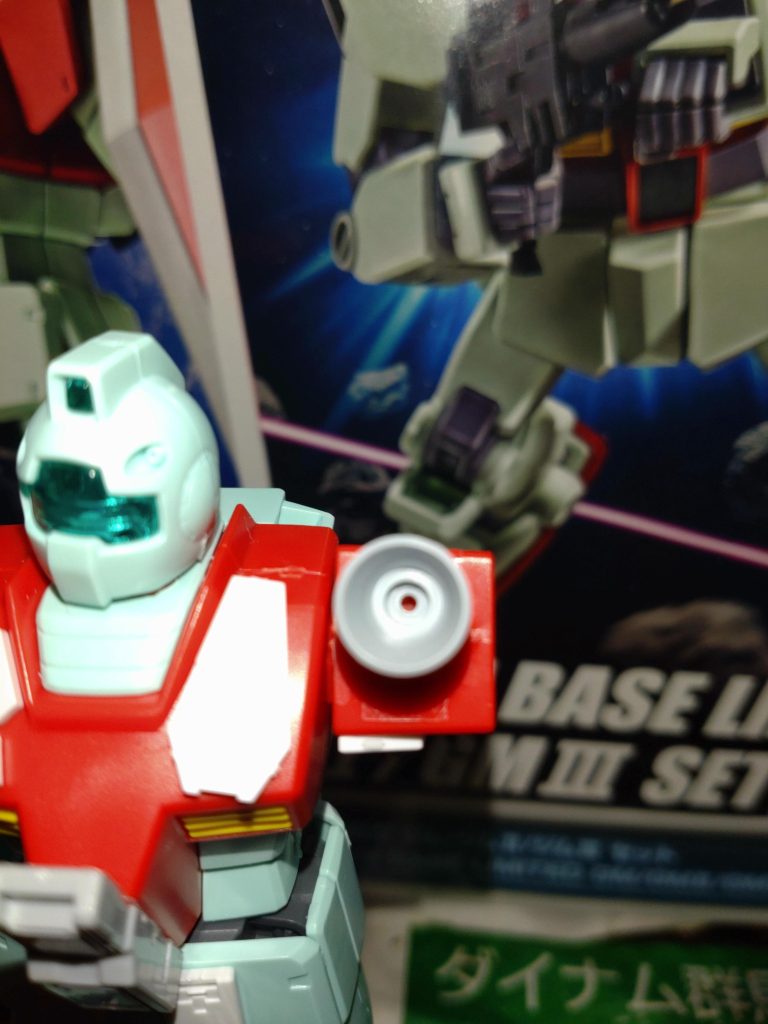 はみ出した時の透明度スラスターは保持はしますが触ればポロっと落ちます。