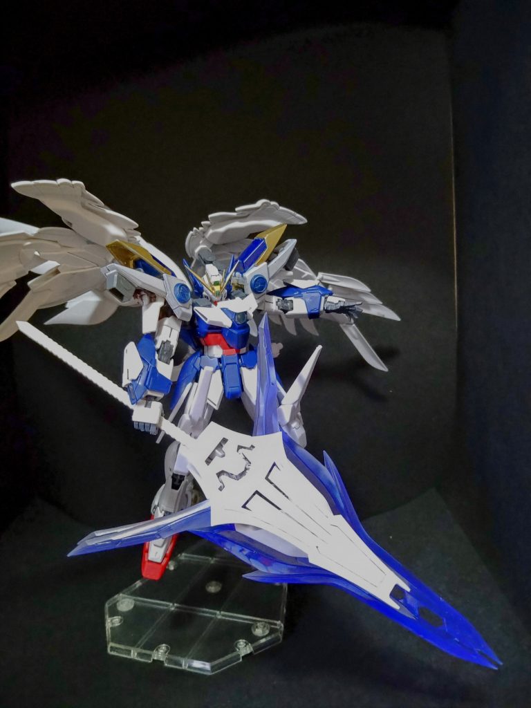 重くて手首が耐えれません(汗)