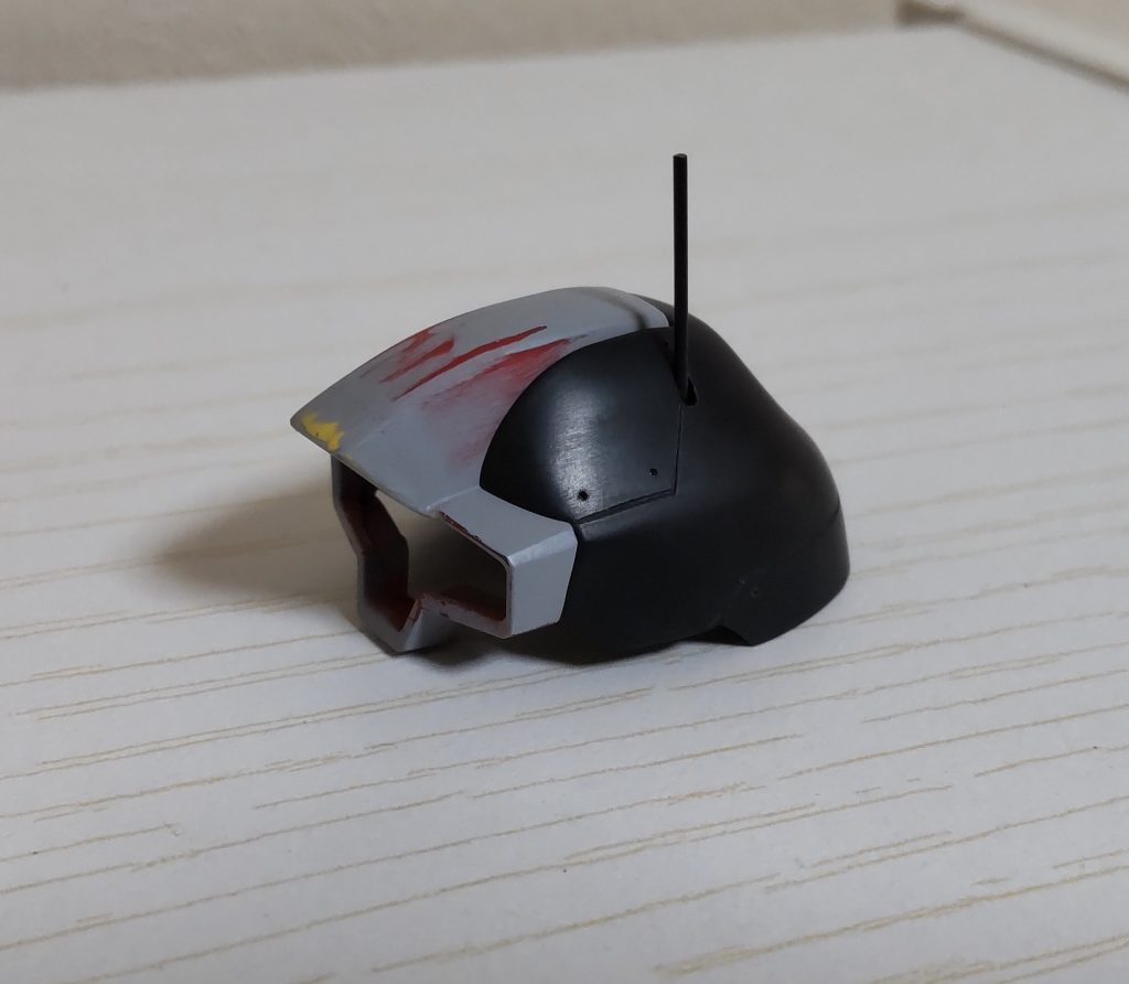 ドムはリーゼントを伸ばすのが定番らしいので伸ばしてみました。