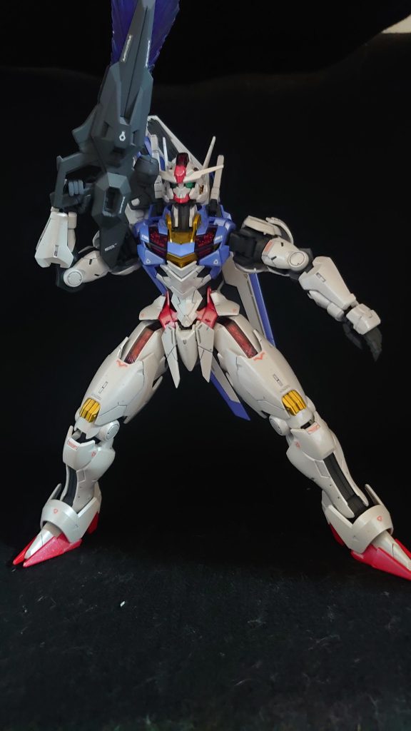 可動域も大きくポージングは楽しそう。関節固くなってしまい思うようにいかなかったけど。