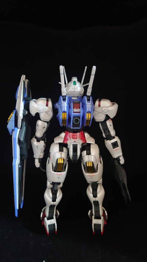 後ろ姿。スタイルいいですよね。