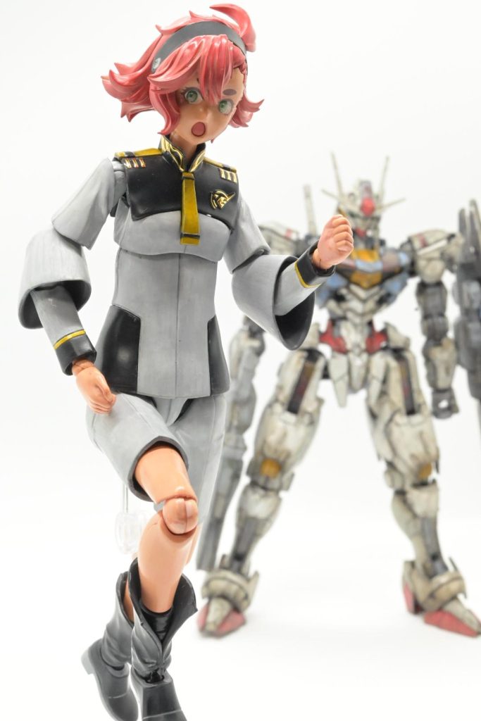 走るスレッタ!エアリアルの元へ急ぎます!