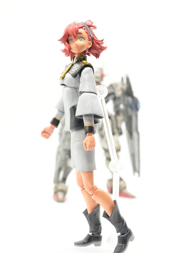 キービジュアルを意識しましたが、とても難しいですそもそも無表情のスレッタってキービジュアルでしかお目にかかれないですよね〜