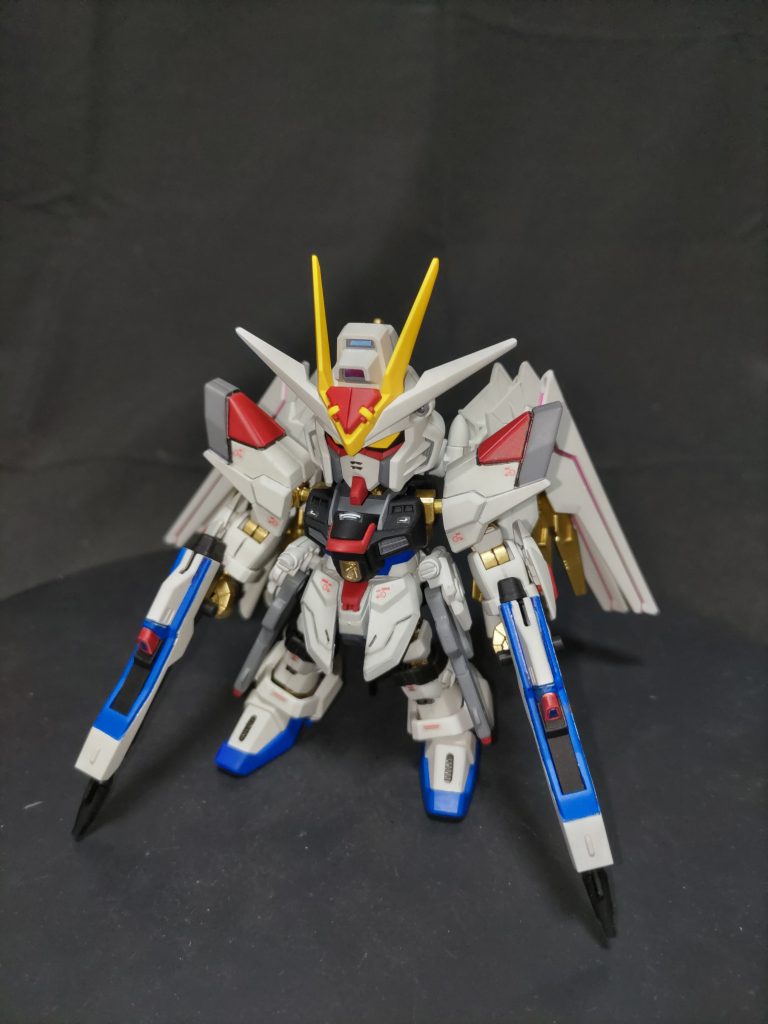 SDガンダムクロスシルエットマイティストライクフリーダムガンダム