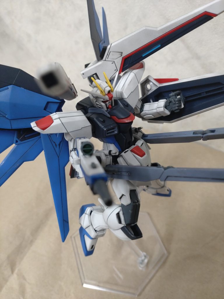 HGフリーダムガンダム