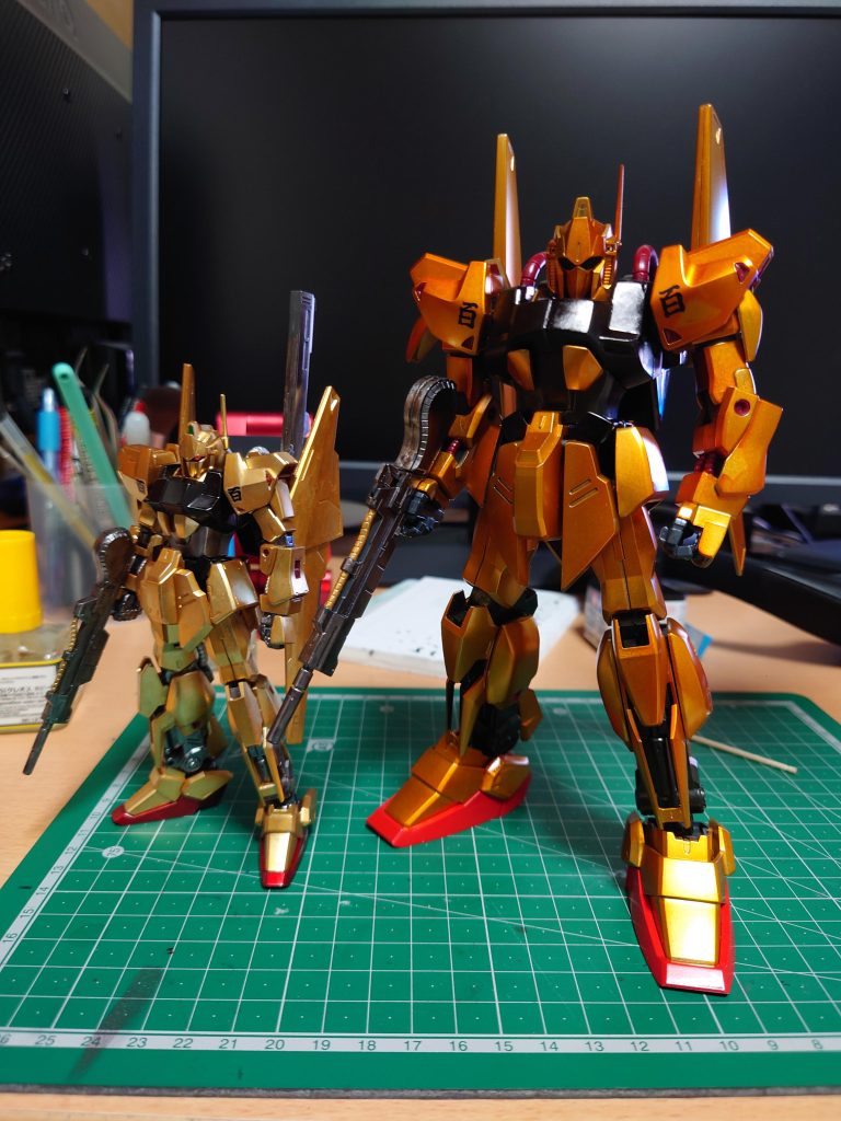 HGと同じ配色でボディーを黒のマーカーで。我ながら言い出来でした。