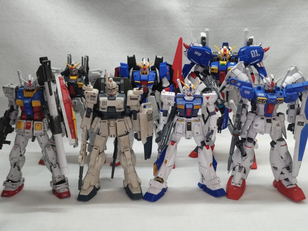 宇宙世紀モノ①あとステイメンが積んである